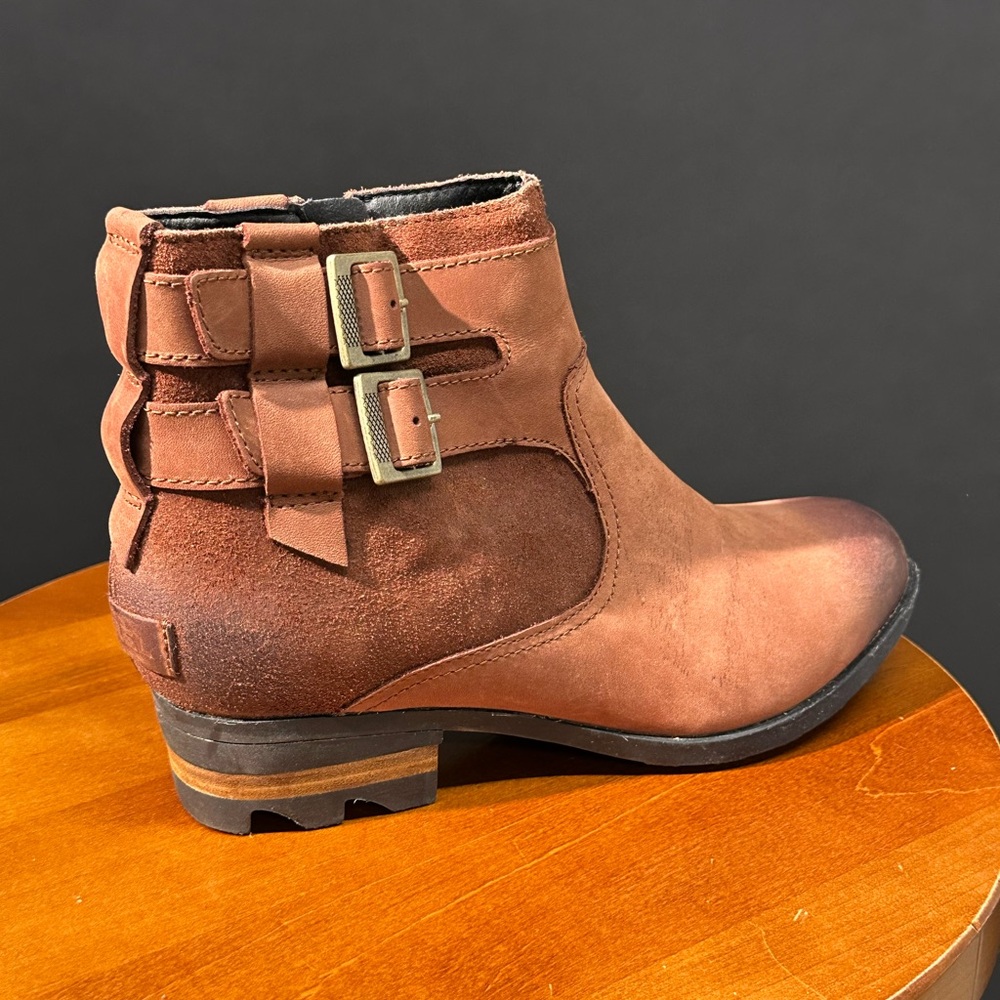 Sorel Burro Brown Waterproof Ankle Boots - Picture 2 of 15